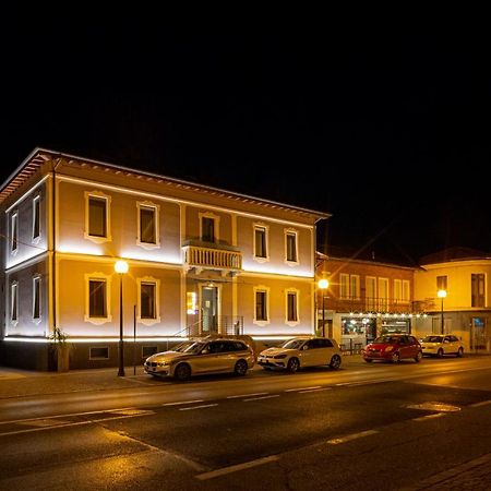 ホテル Ex-L Fiume Veneto エクステリア 写真